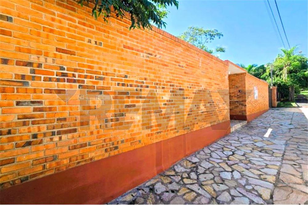 Casa - Venta - San Bernardino, Cordillera, Paraguay - Photo 4