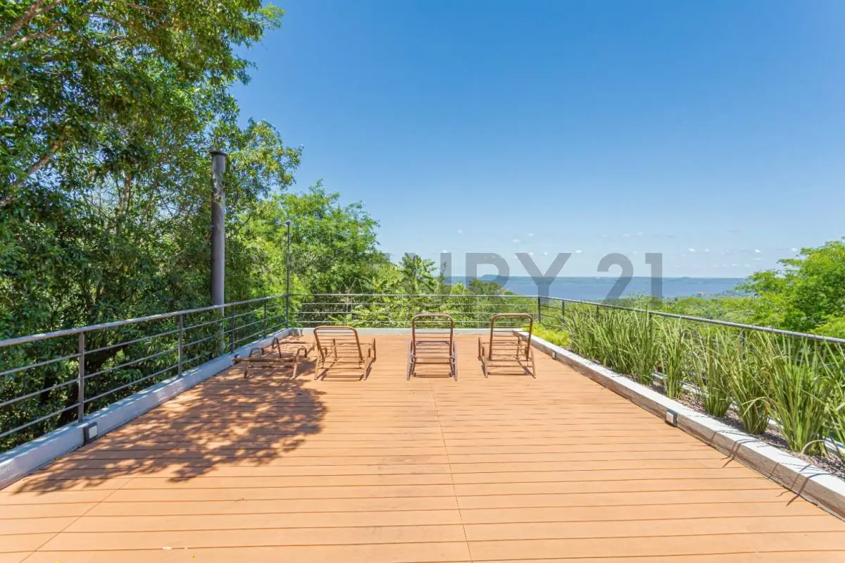 RESIDENCIA EN VENTA CON VISTA AL LAGO YPACARAÍ - Photo 2