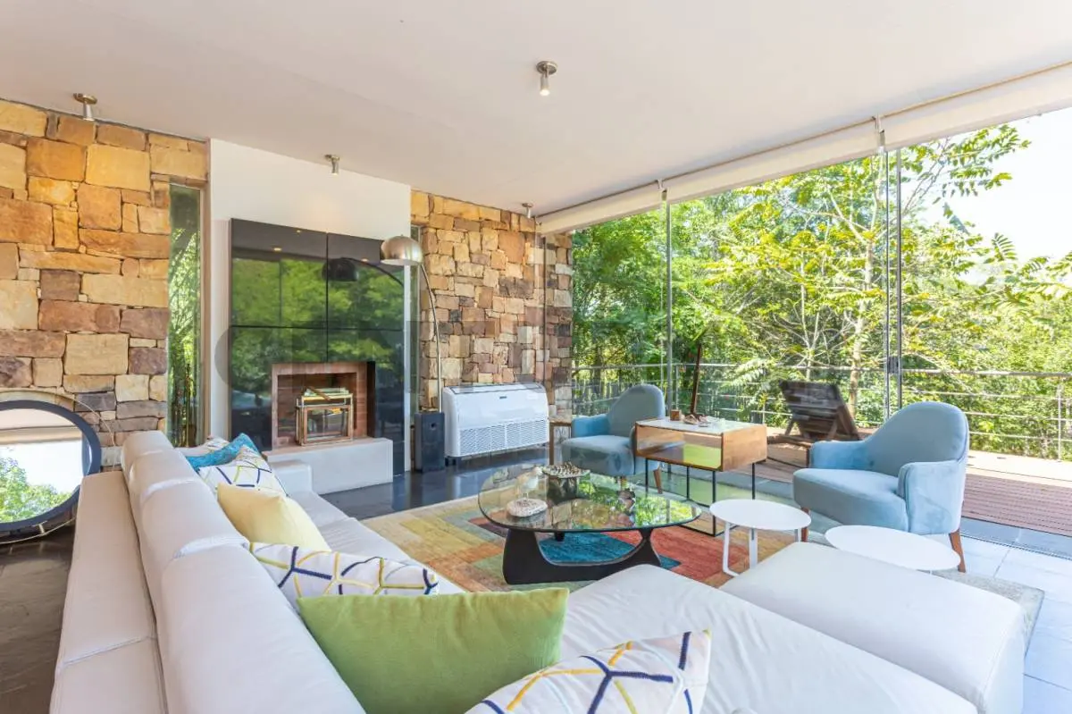 RESIDENCIA EN VENTA CON VISTA AL LAGO YPACARAÍ - Photo 11