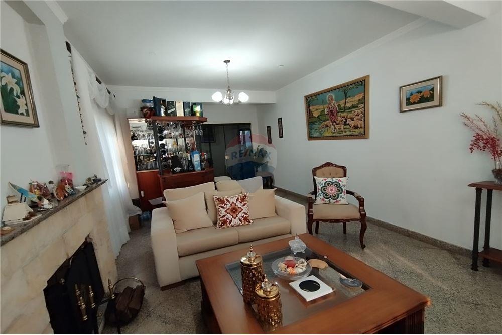 En Venta Amplia Residencia En Fernando De La Mora - Photo 12
