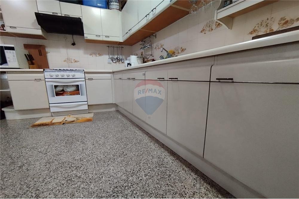 En Venta Amplia Residencia En Fernando De La Mora - Photo 18