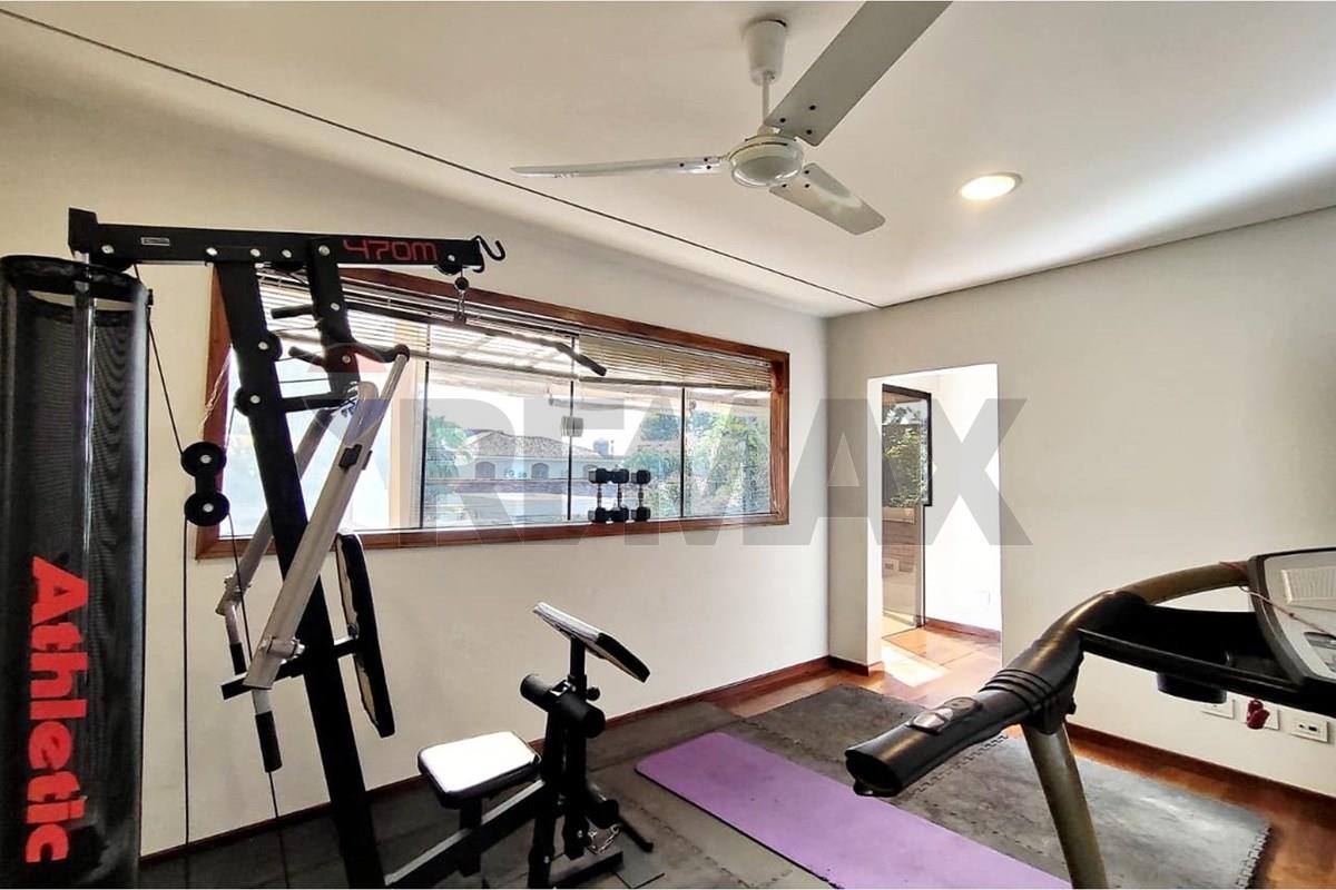 En venta residencia de lujo en el barrio Mariscal Estigarribia - Photo 13