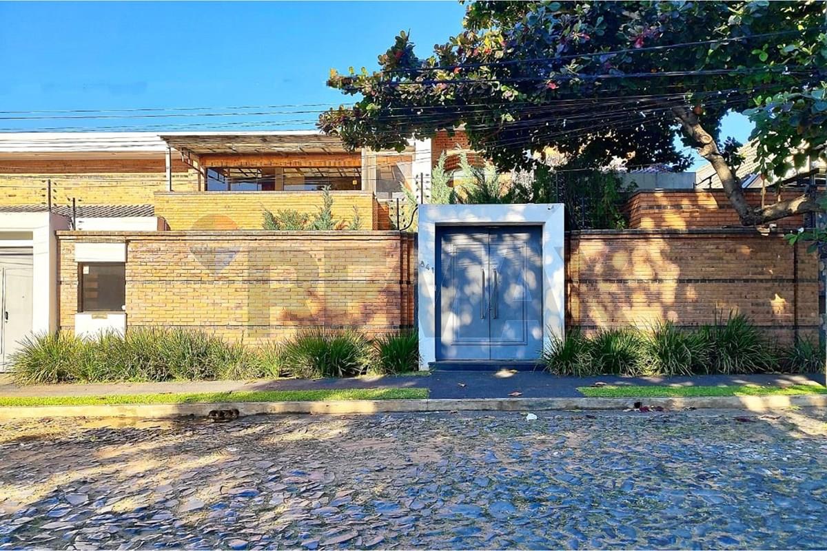 En venta residencia de lujo en el barrio Mariscal Estigarribia - Photo 14