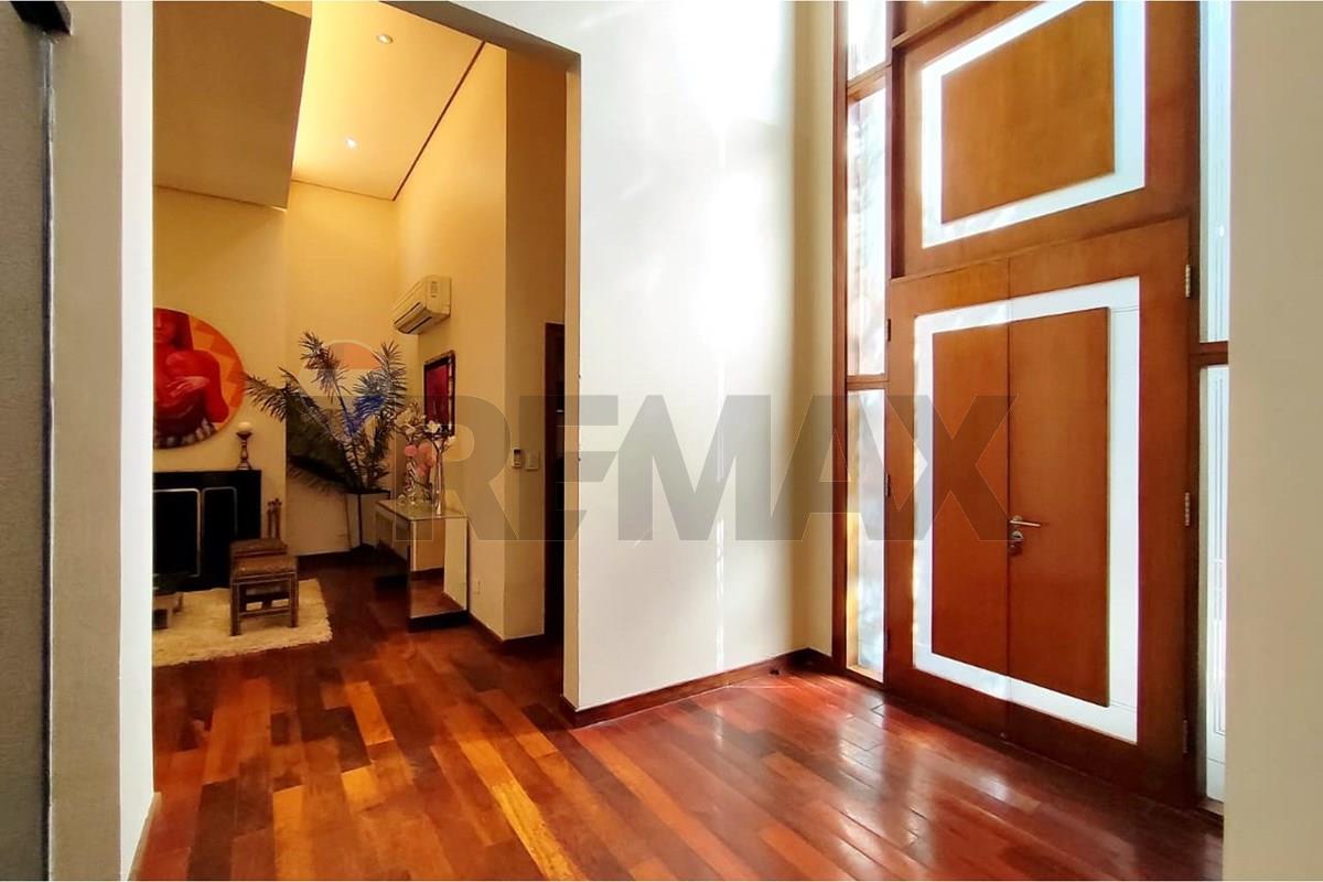 En venta residencia de lujo en el barrio Mariscal Estigarribia - Photo 4