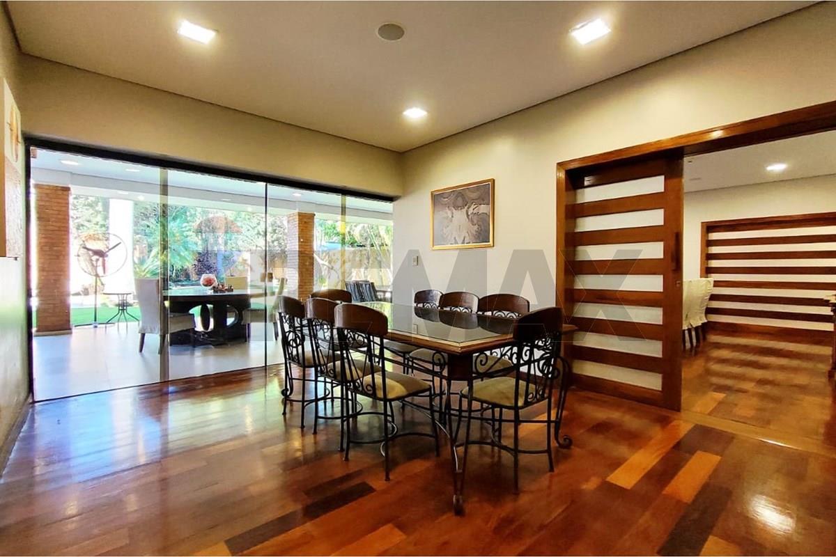 En venta residencia de lujo en el barrio Mariscal Estigarribia - Photo 7
