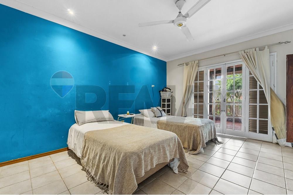 Vendo Casa de 4 Dormitorios con lote de 876 M2 en Carmelitas Asunción - Photo 13