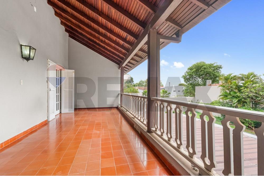 Vendo Casa de 4 Dormitorios con lote de 876 M2 en Carmelitas Asunción - Photo 17