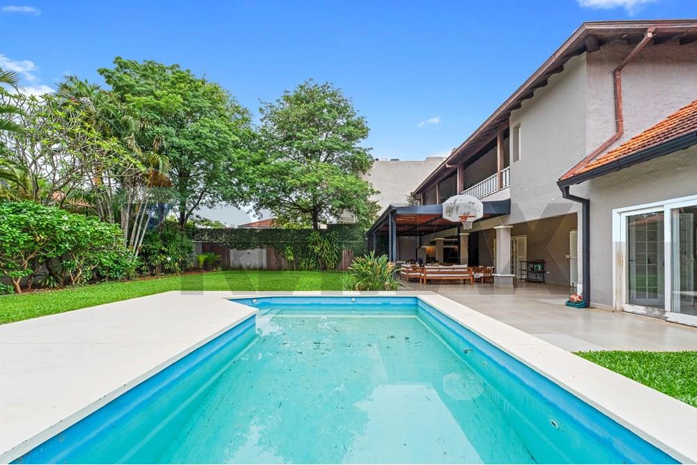 Vendo Casa de 4 Dormitorios con lote de 876 M2 en Carmelitas Asunción - Photo 4