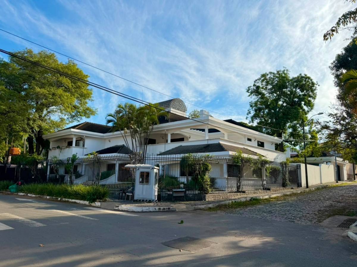 VENTA | Propiedad de gran escala en esquina – Barrio San Cristóbal