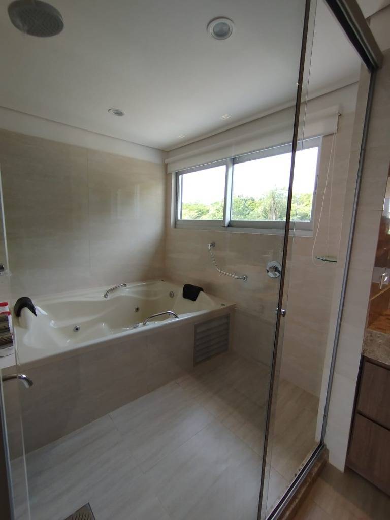 Amplia residencia 4 dorm. con piscina | San Bernardino - Photo 14