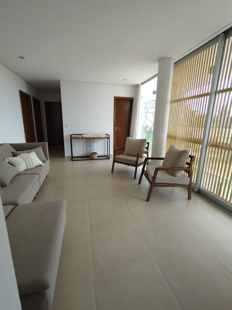Amplia residencia 4 dorm. con piscina | San Bernardino - Photo 8