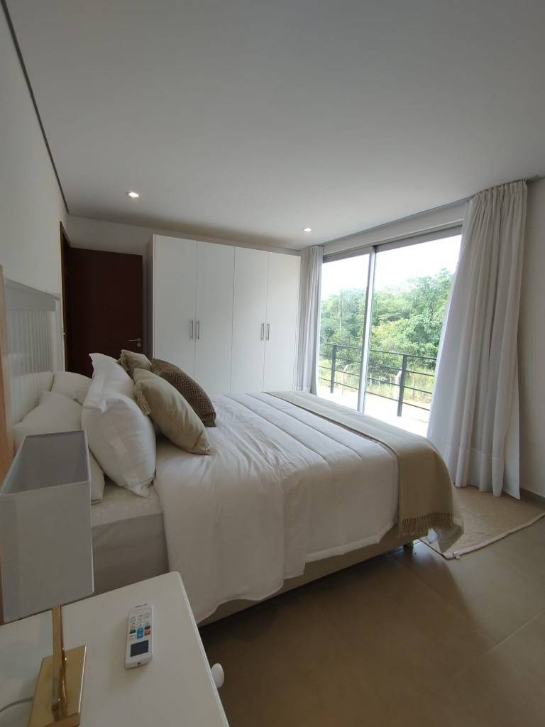 Amplia residencia 4 dorm. con piscina | San Bernardino - Photo 10