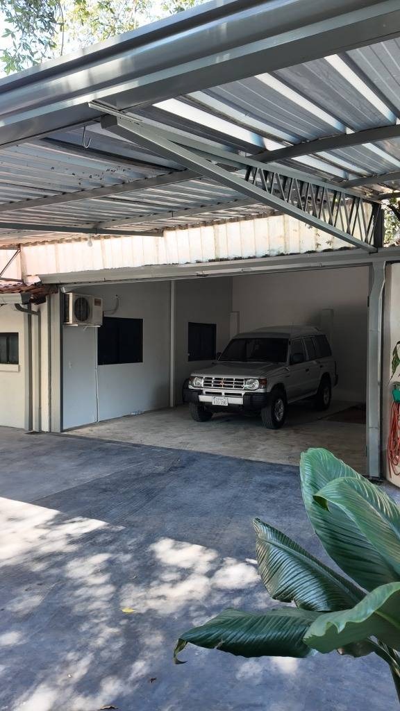 EN VENTA CASA QUINTA EN LAURELTY, SAN LORENZO - Photo 17