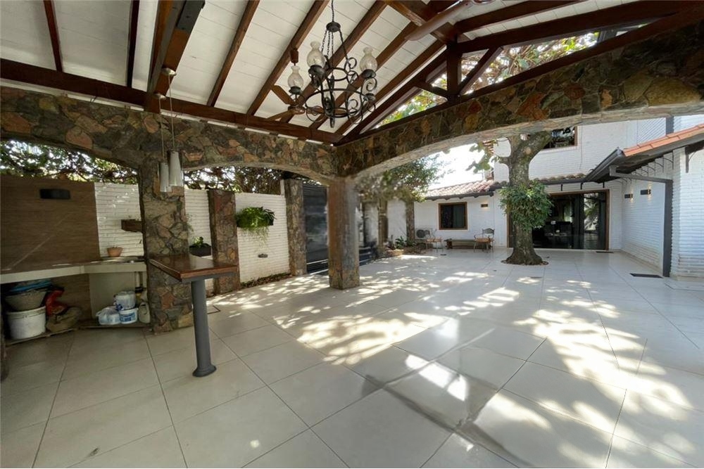Vendo Hermosa Casa En Esquina - Photo 18