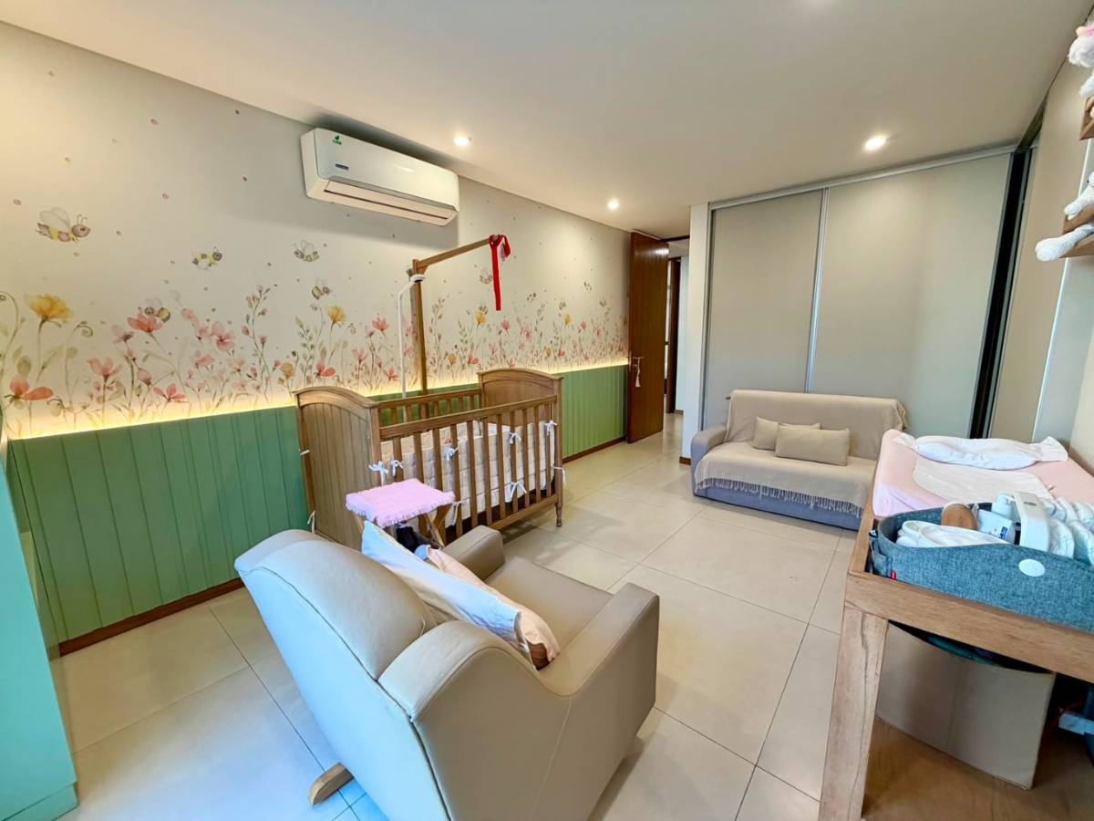 Vendo Moderna residencia de 4 suites en Barrio Mburicao - Photo 12