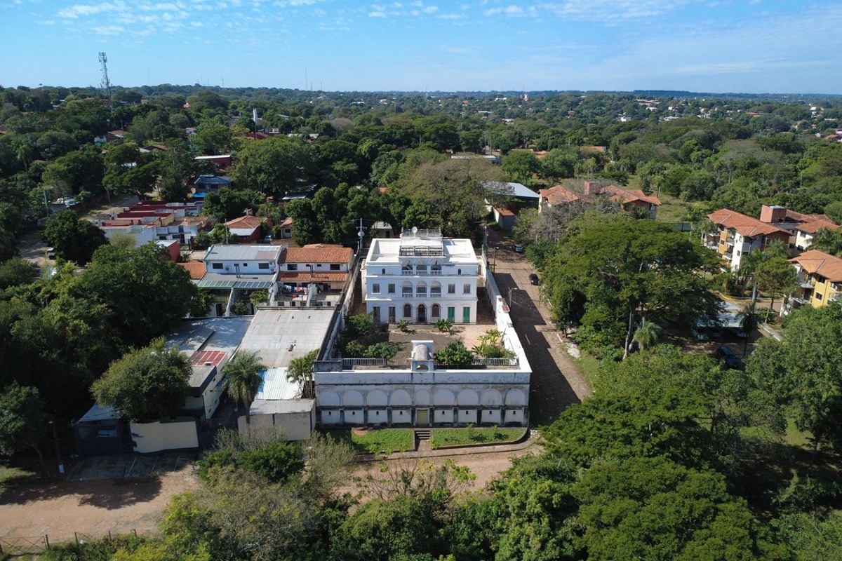 Vendo Casa Colonial en Lambaré - Photo 9