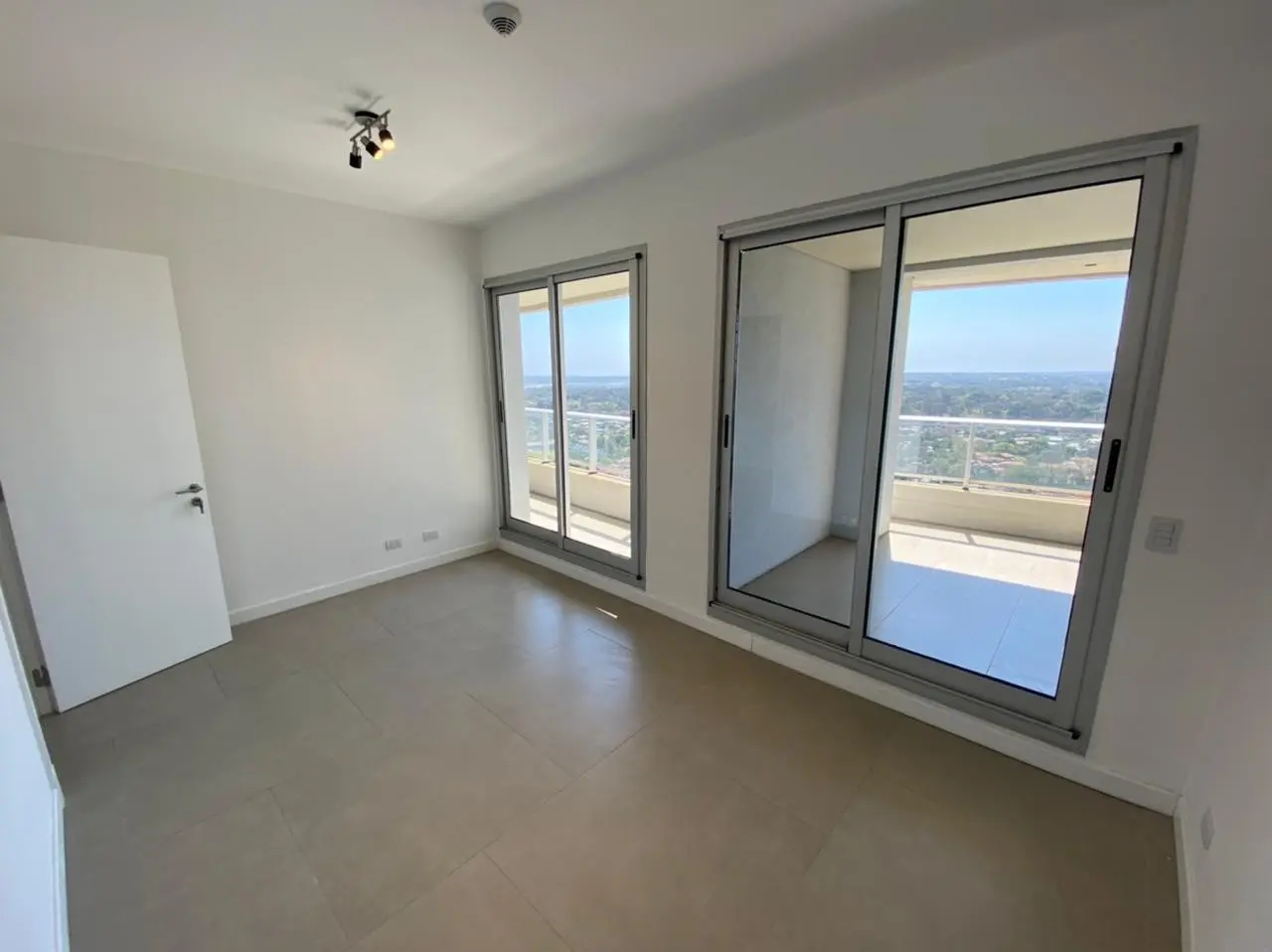 PALACIO DE LOS PATOS – VENTA DEPARTAMENTO 3 DORMITORIOS EN SUITE - 19 B1 T1 - Photo 11