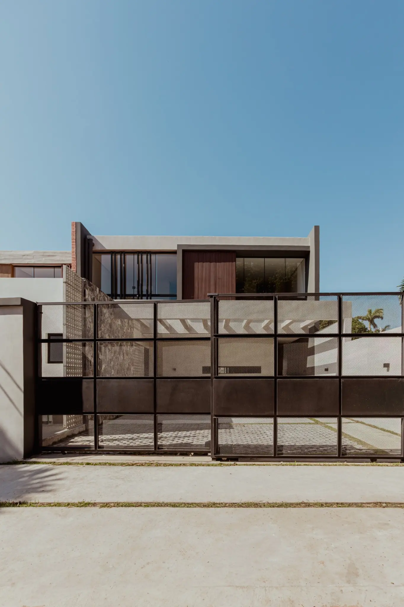 EN VENTA | CASA A ESTRENAR DE DISEÑO CONTEMPORÁNEO CON 4 DORMITORIOS EN SUITE - Photo 2