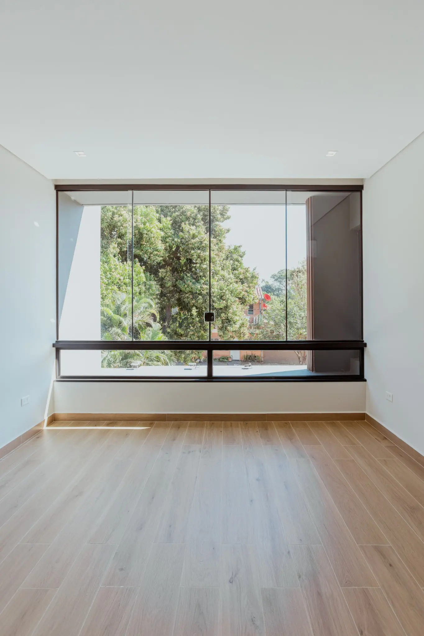 EN VENTA | CASA A ESTRENAR DE DISEÑO CONTEMPORÁNEO CON 4 DORMITORIOS EN SUITE - Photo 20