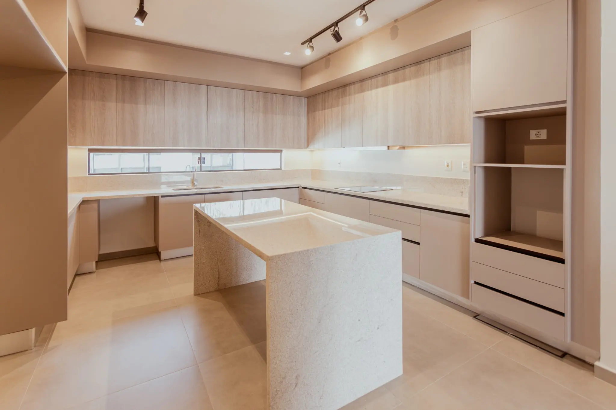 EN VENTA | CASA A ESTRENAR DE DISEÑO CONTEMPORÁNEO CON 4 DORMITORIOS EN SUITE - Photo 7