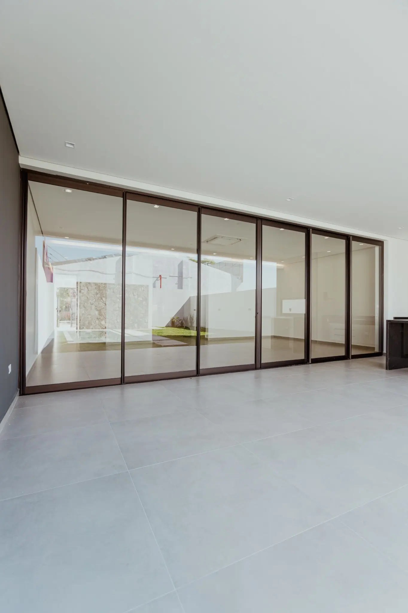EN VENTA | CASA A ESTRENAR DE DISEÑO CONTEMPORÁNEO CON 4 DORMITORIOS EN SUITE - Photo 10