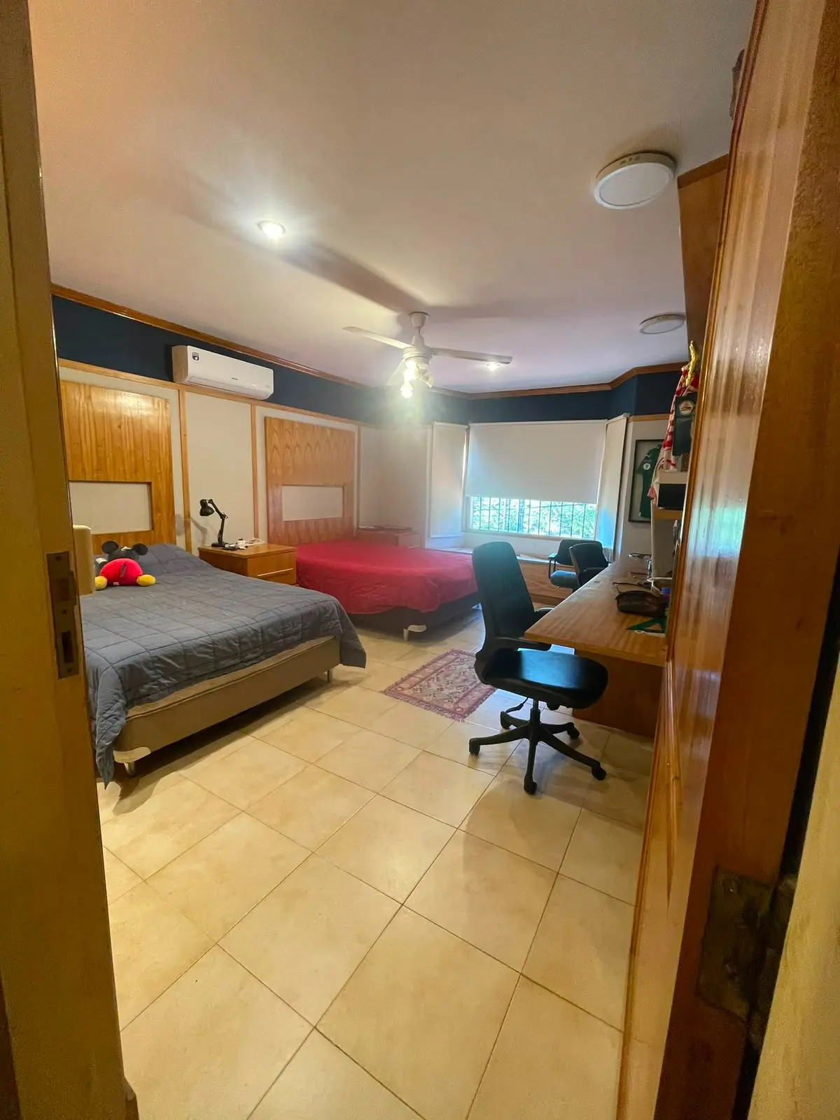 Residencia de Lujo Amueblada en Venta: 4 Dormitorios, Jardín Exuberante y Ubicación Privilegiada en el Exclusivo Barrio Las Lomas - Photo 19