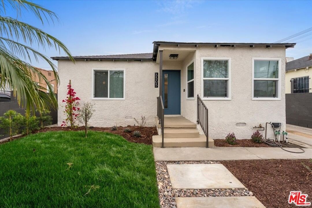 3 bed, 2 bath in Los Angeles