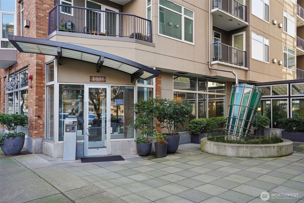0 bed, 1 bath in Seattle - Photo 2