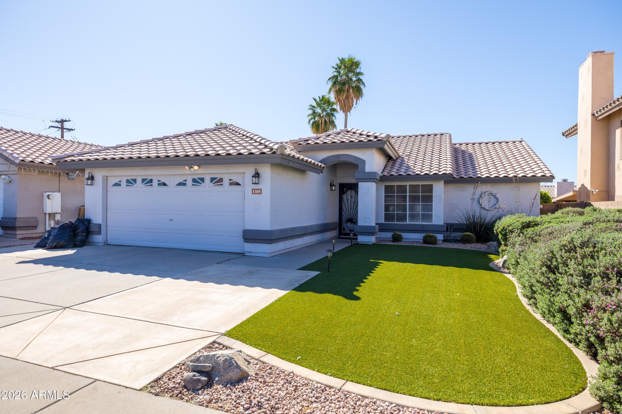 3 bed, 2 bath in Phoenix
