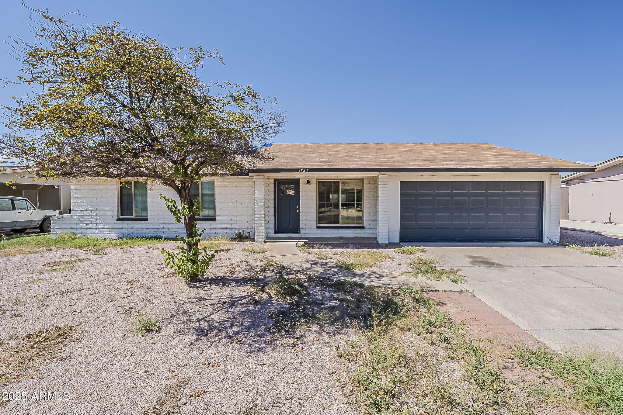 3 bed, 2 bath in Phoenix