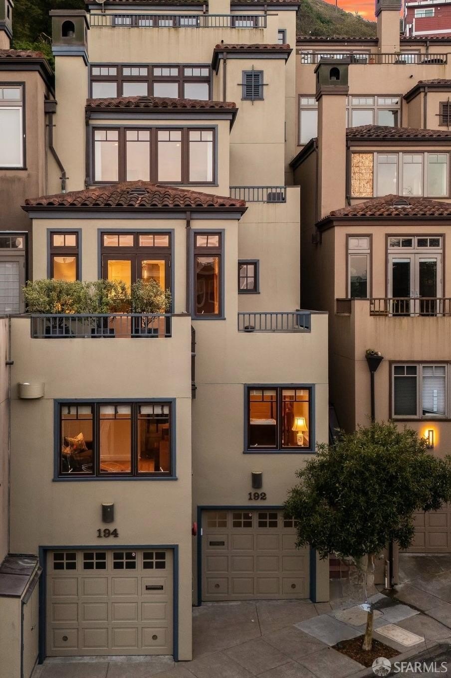 3 bed, 2 bath in San Francisco - Photo 2