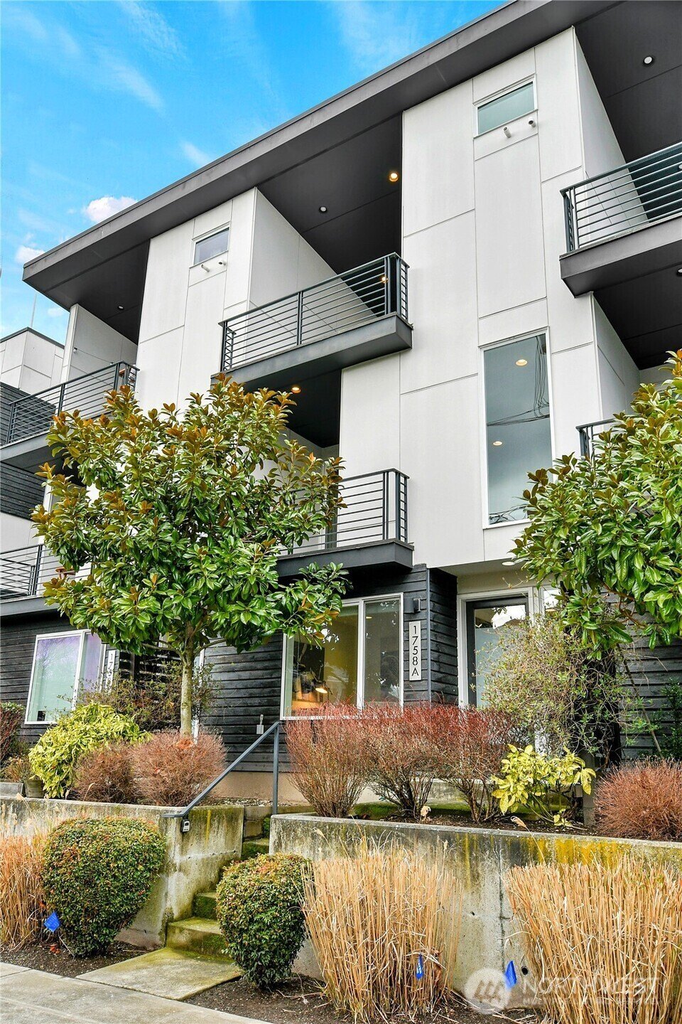 2 bed, 2 bath in Seattle
