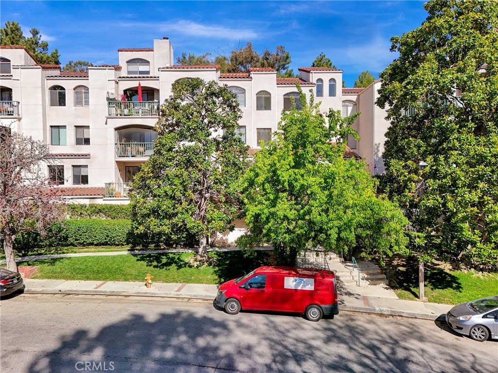 1 bed, 1 bath in Los Angeles