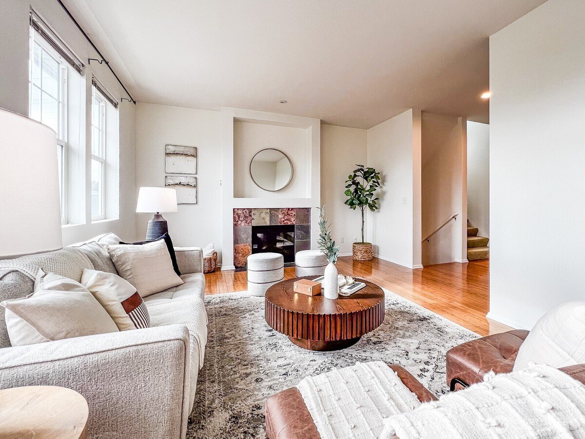 3 bed, 2 bath in Seattle
