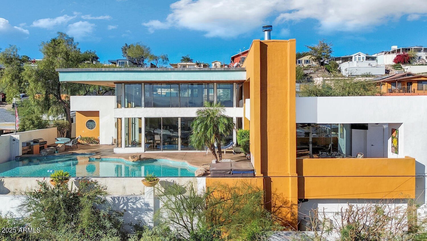 3 bed, 2 bath in Phoenix