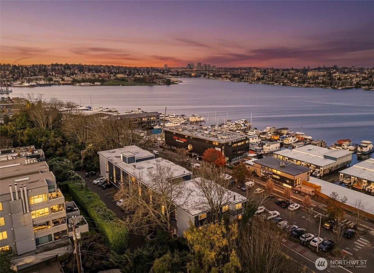2 bed, 1 bath in Seattle