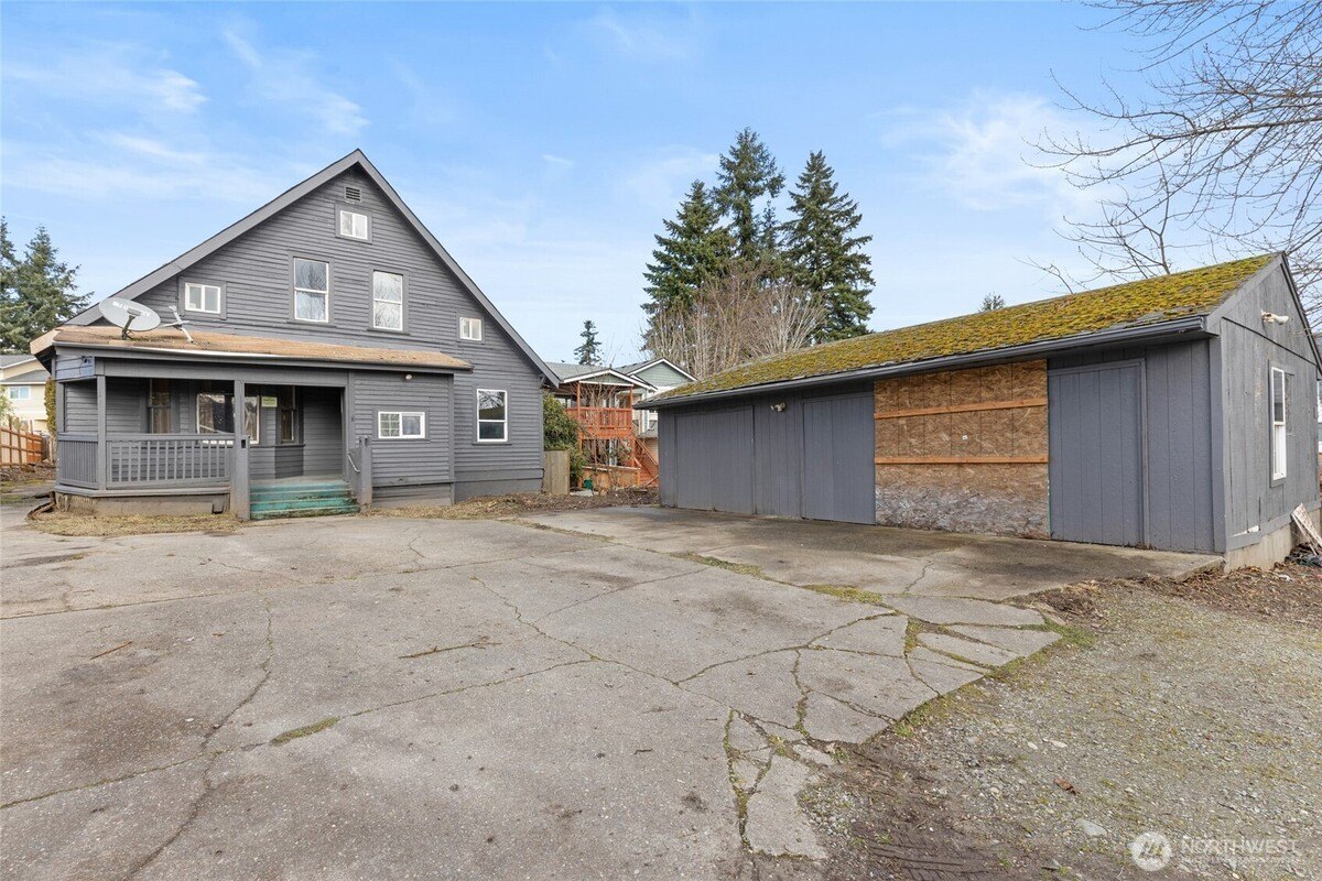 3 bed, 1 bath in Seattle