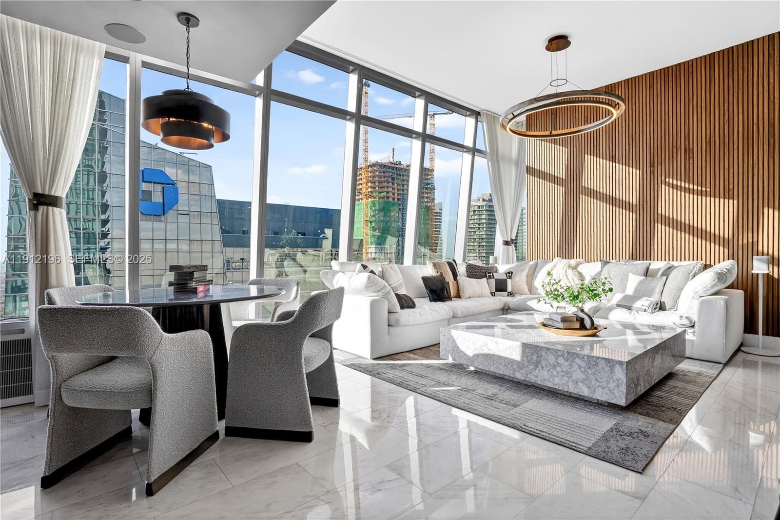 2 bed, 2 bath in Miami