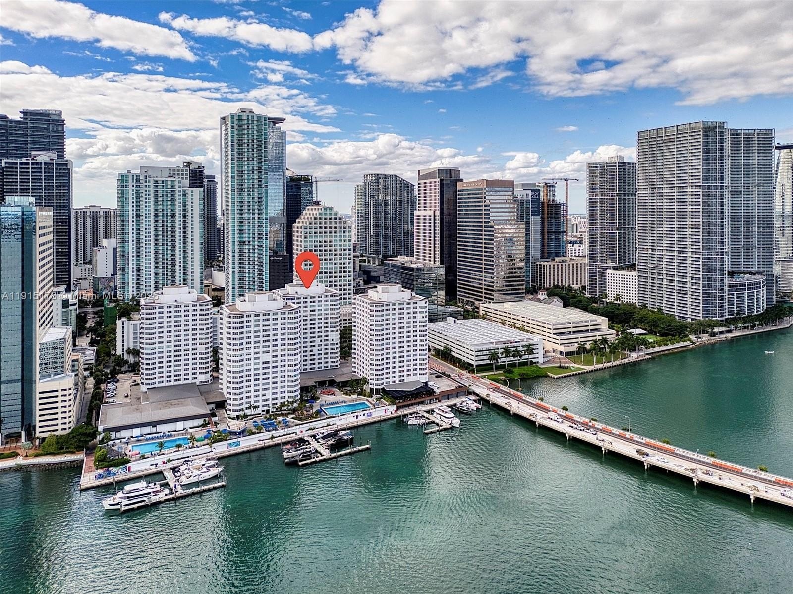 4 bed, 2 bath in Miami