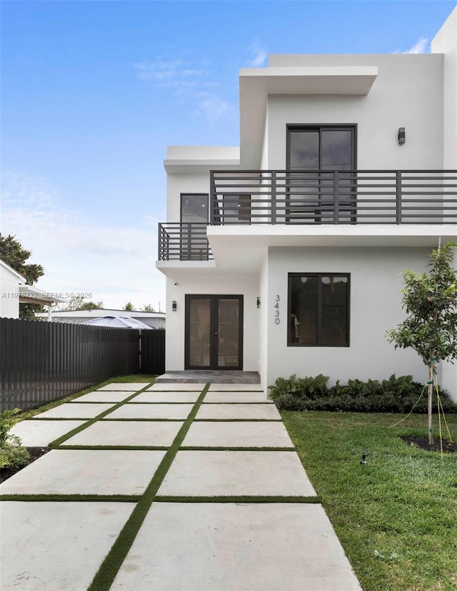 4 bed, 4 bath in Miami - Photo 2