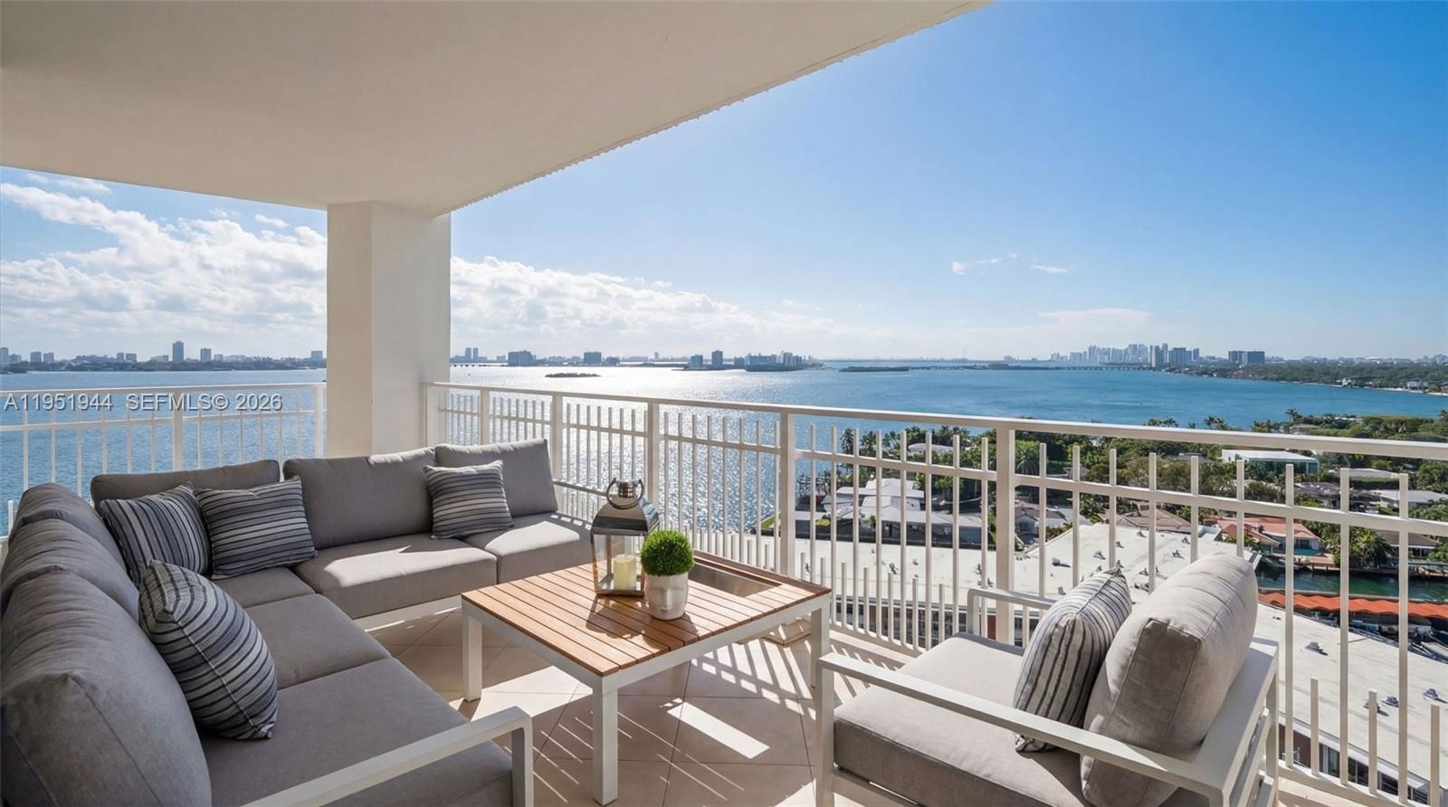 2 bed, 2 bath in Miami - Photo 2
