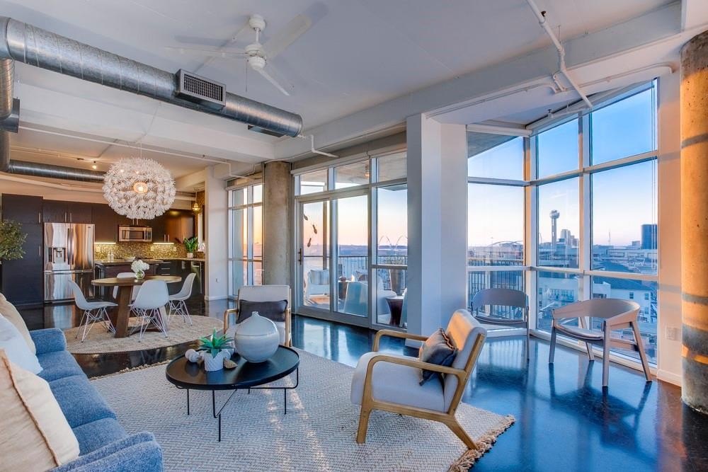 2 bed, 2 bath in Dallas - Photo 2