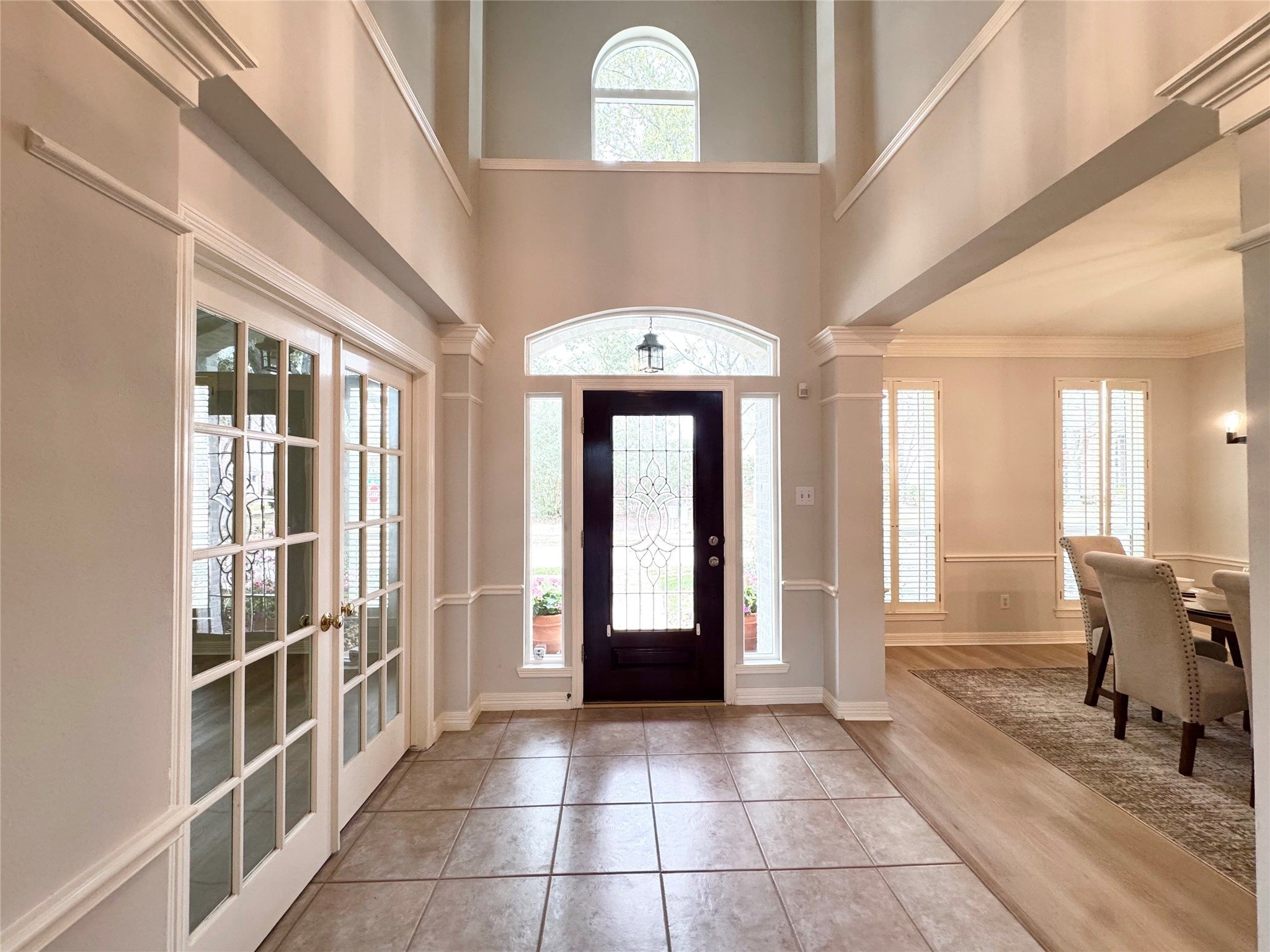 5 bed, 3 bath in Houston - Photo 2