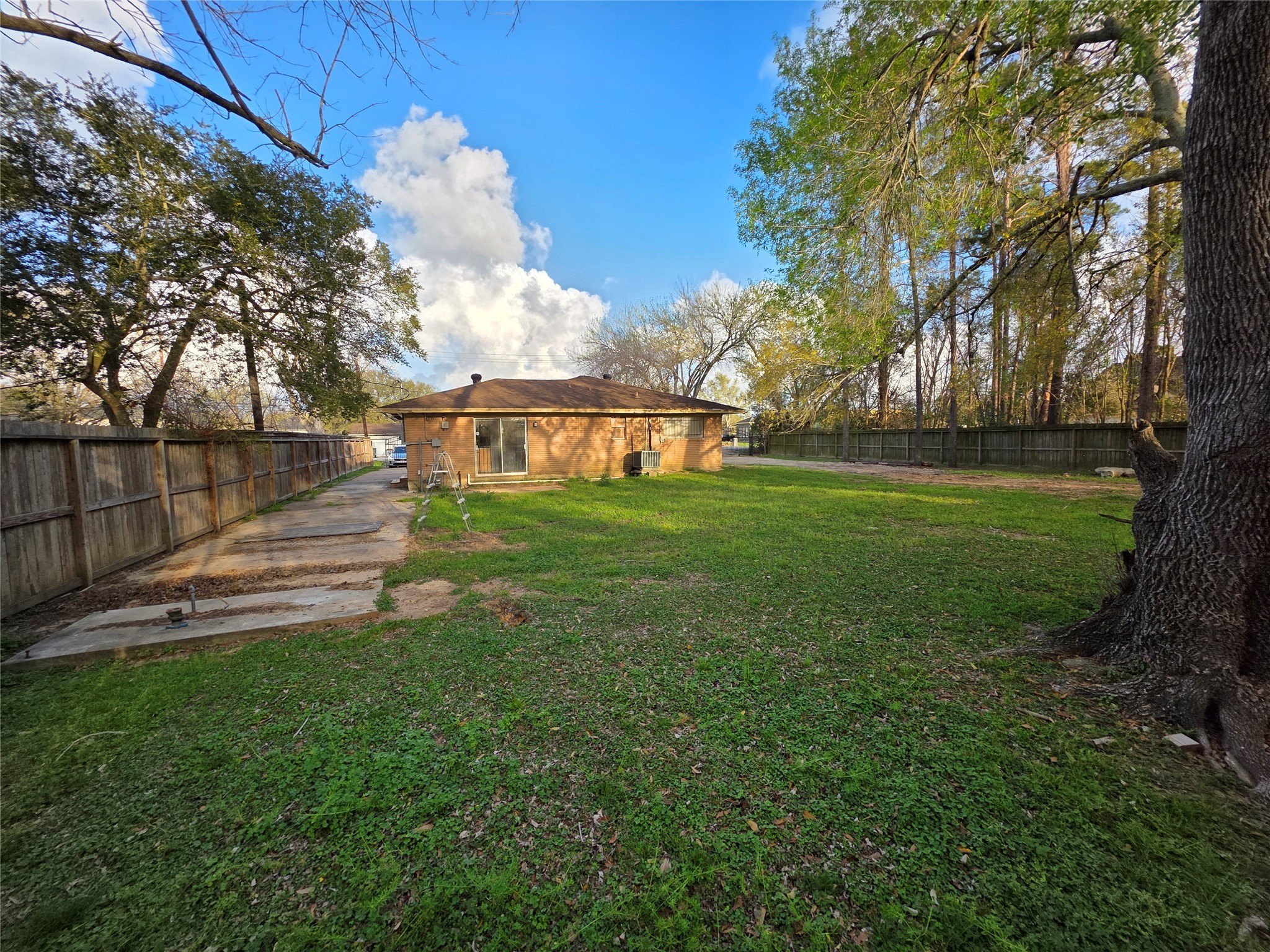 2 bed, 1 bath in Houston - Photo 2