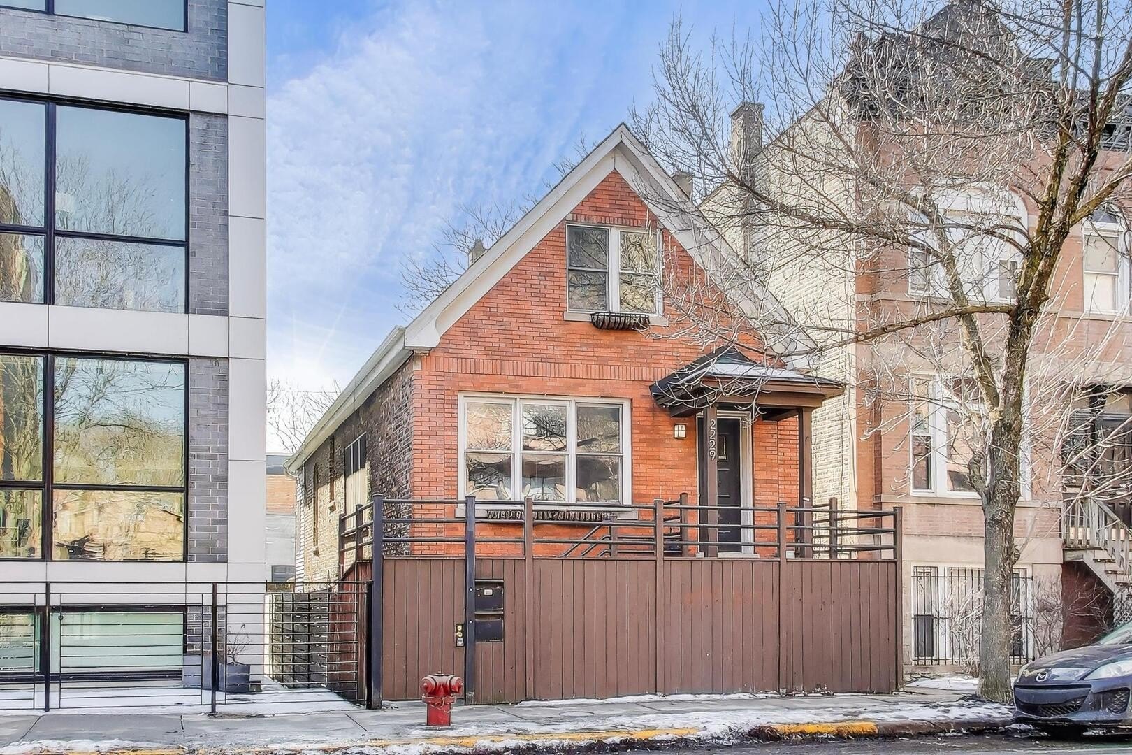5 bed, 3 bath in Chicago