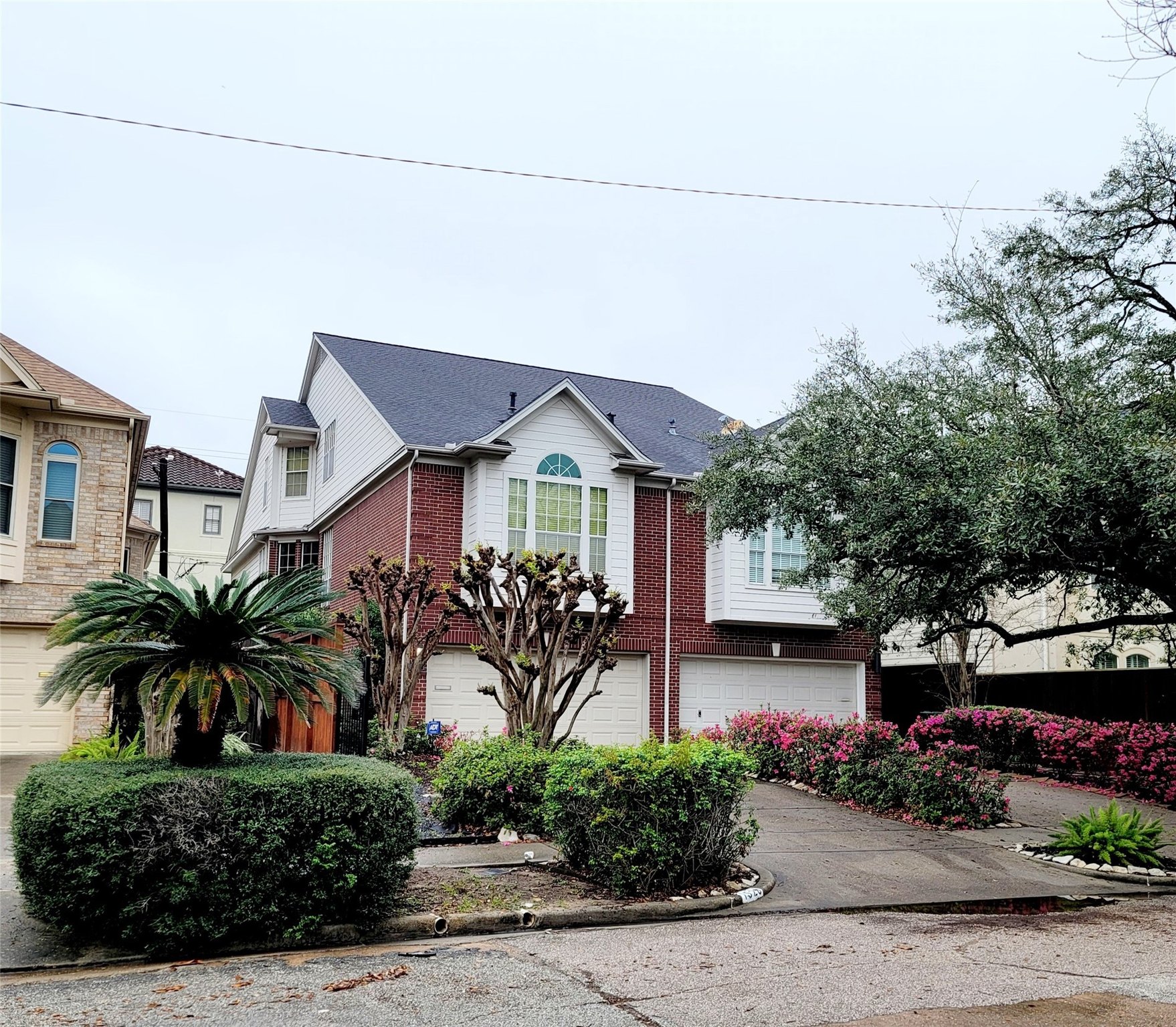 3 bed, 3 bath in Houston