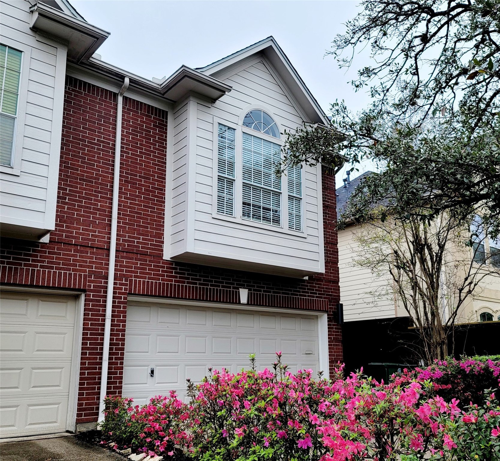 3 bed, 3 bath in Houston - Photo 2