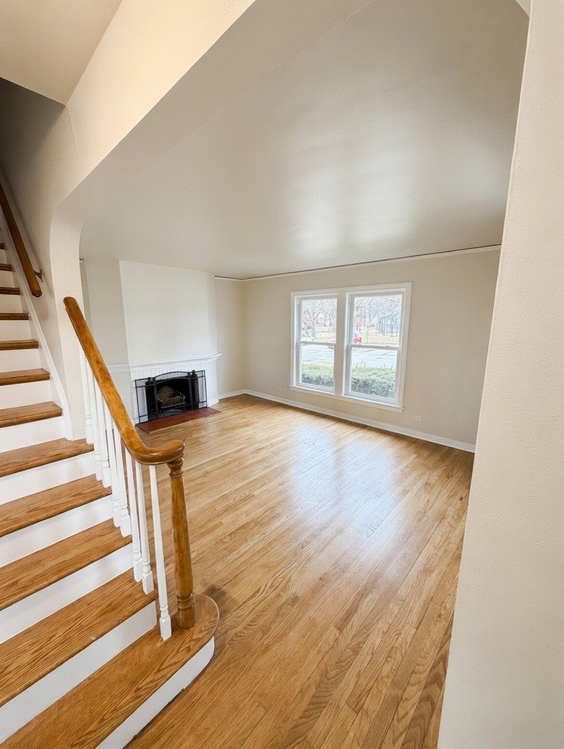 2 bed, 1.5 bath in Chicago - Photo 2