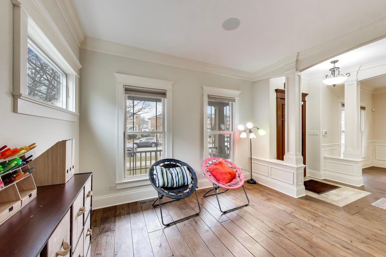 4 bed, 3 bath in Chicago - Photo 2