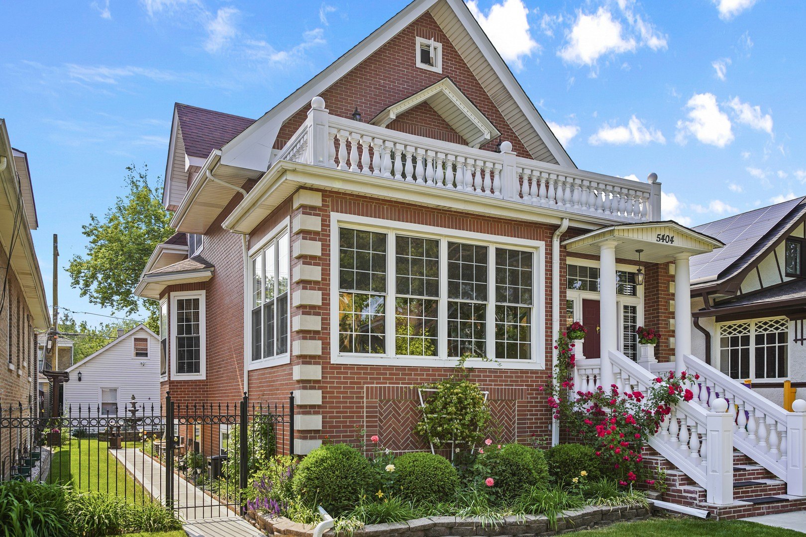 3 bed, 3 bath in Chicago